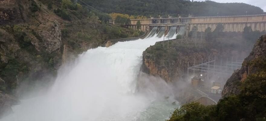 Les rivieres des Pyrenees continuent a atteindre leurs niveaux maximaux