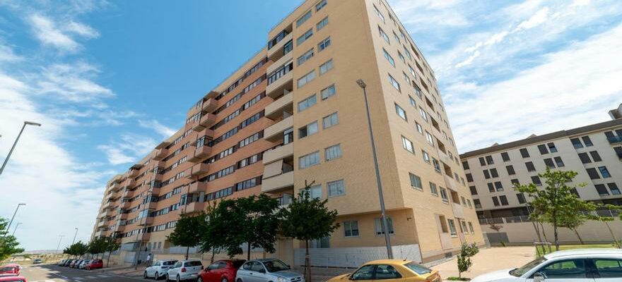 OPPORTUNITE UNIQUE a Saragosse appartement VPO tres lumineux