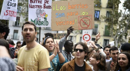 Plus de 20 000 personnes manifestent a Madrid contre les