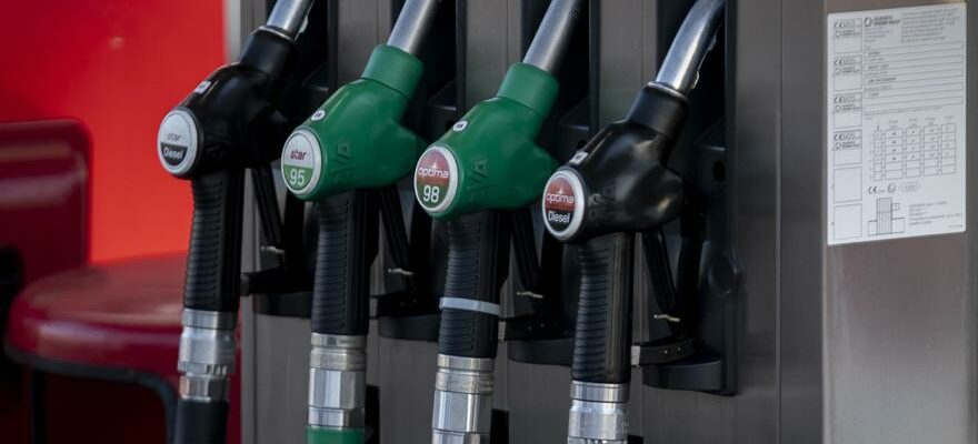 TAXE SUR LE CARBURANT La Cour supreme expose la