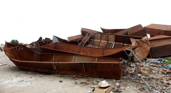 Un bateau coule au large de la Tunisie faisant 15