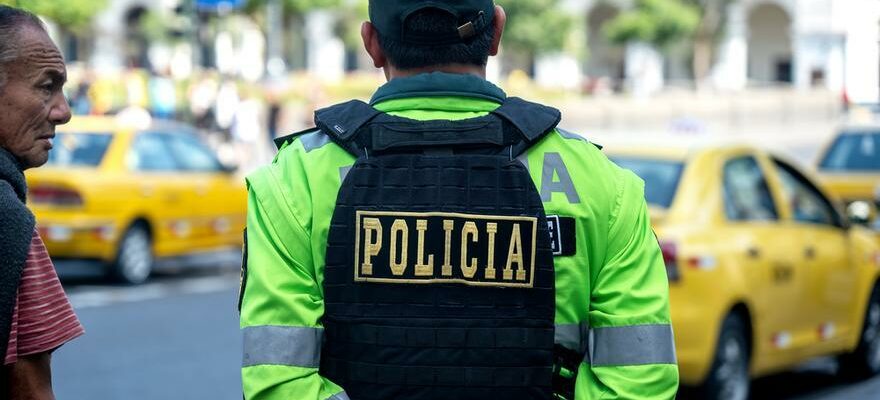 Un homme tue un enseignant devant ses eleves a Lima