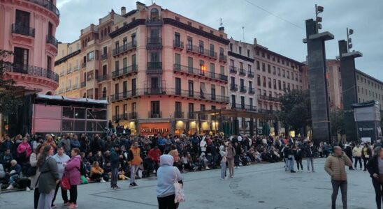 Visite Monumentale Saragosse Le public attend deja le