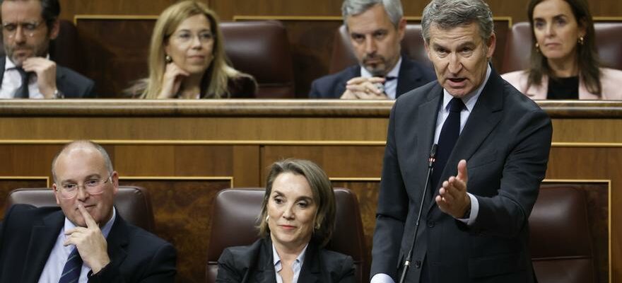 CONGRES DU PSOE A SEVILLE Le PP compare la