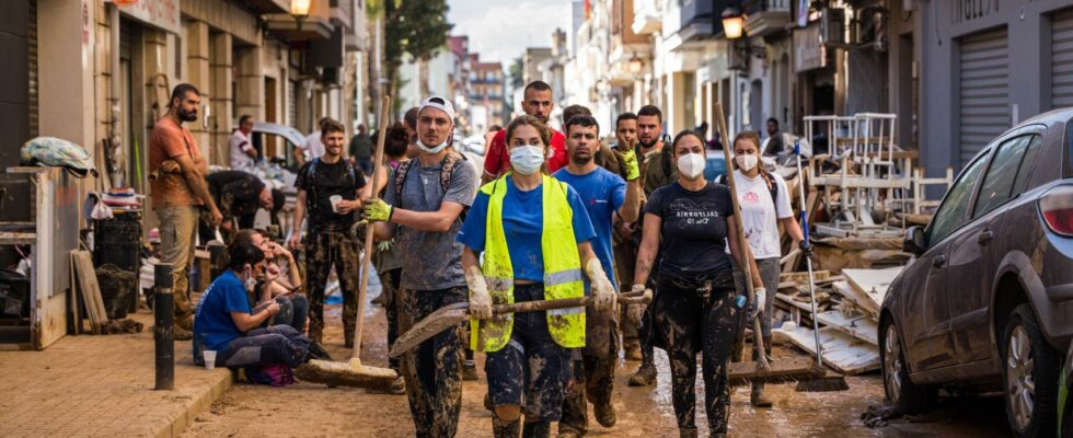 Coral Sergio Ivan et les milliers de volontaires qui arrivent