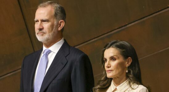 Felipe VI et Letizia president lopera Il Trittico lors de