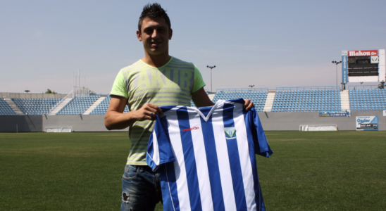 Jonatan Valle ancien footballeur de premiere division du Racing arrete