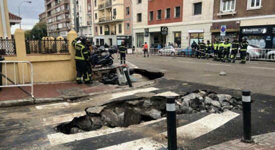 LAvenida de los Toreros a Madrid est fermee a cause