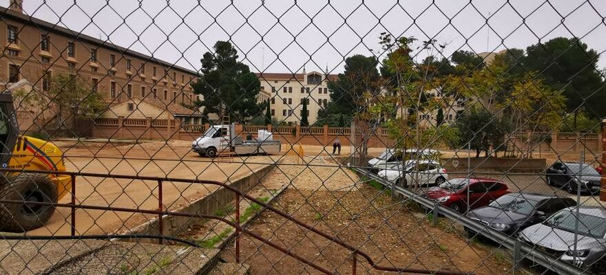 La Police Nationale prepare actuellement le terrain central de Saragosse