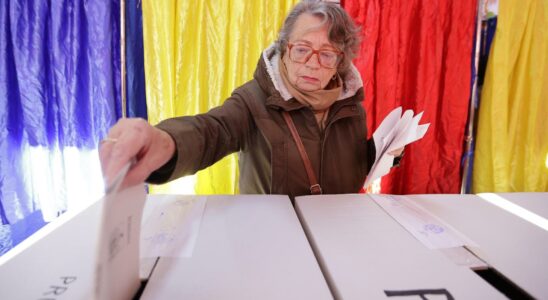 La Roumanie organise des elections legislatives sur fond de soupcons