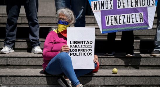 Le regime de Maduro libere deux Espagnols et une centaine