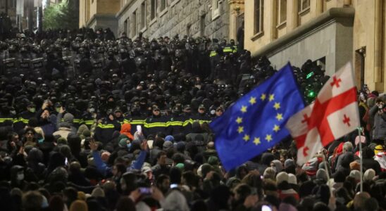 Les pro europeens descendent dans les rues de Georgie apres larret