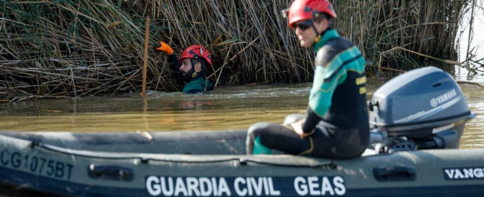 Les tribunaux portent a 89 le nombre de personnes disparues