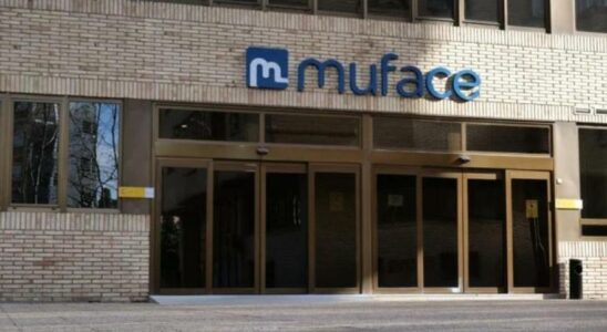 OFFICIELS DE MUFACE SANIDAD ADESLAS SANITAS