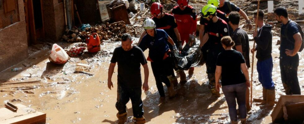 Plus de 250 personnes sont toujours portees disparues a Valence