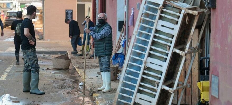 Pour aller aux toilettes je devais aller a Albal