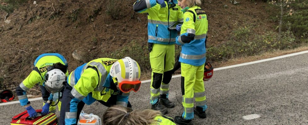 Un automobiliste decede apres avoir heurte une voiture qui a