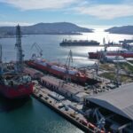 Une des grues de Navantia Ferrol tombe a la mer