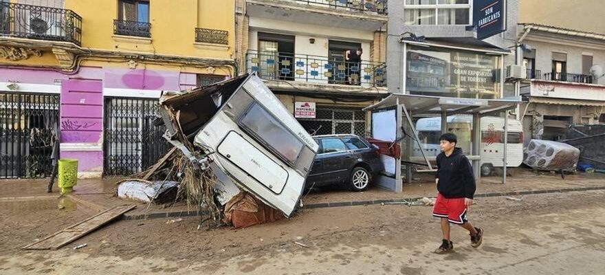 Une femme est sauvee vivante apres trois jours coincee dans