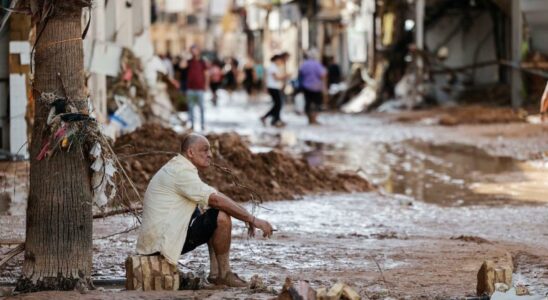 des centaines de milliers de personnes vivent dans des zones