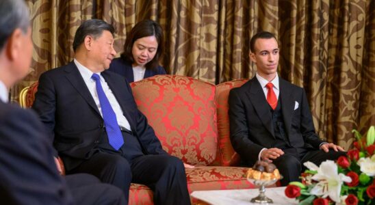 recoit Xi Jinping pour renforcer les relations commerciales