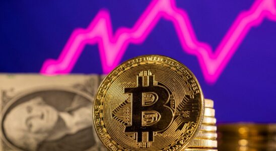 Bitcoin entre dans lhistoire en depassant les 100 000