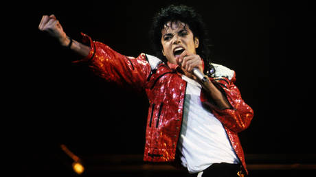 Des morceaux inedits de Michael Jackson retrouves dans une unite