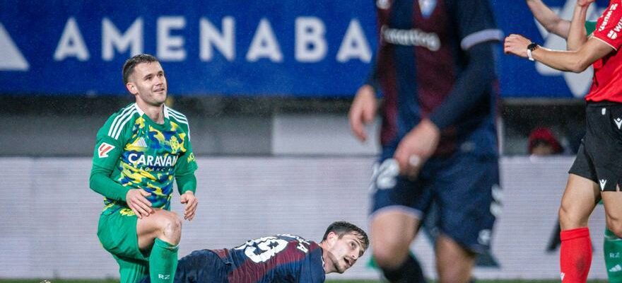 Embarras sous la pluie La chronique dEibar Real Saragosse 2 1