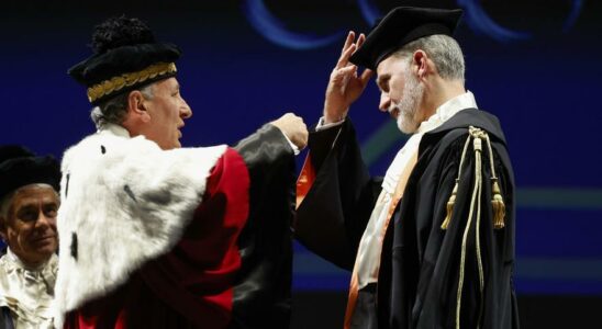 Felipe VI investi du doctorat honoris causa de lUniversite Federico