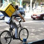 Glovo change son modele de travail en Espagne et embauchera