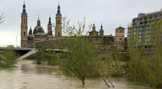 La crue de lEbre atteint Castejon avec 1600 m3s et