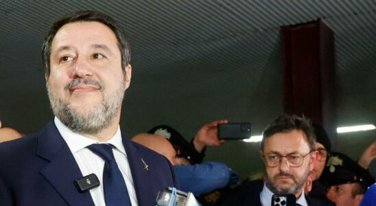 Lacquittement de Matteo Salvini pour avoir empeche le debarquement dOpen