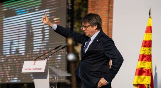 Le PSOE repond a Puigdemont quil se conformera a son