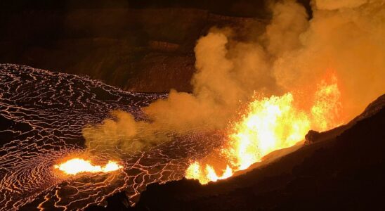 Le volcan Kilauea entre en eruption a Hawai avec des