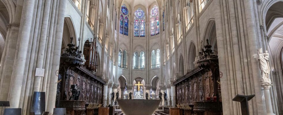 Leclat revient a Notre Dame avec la musique de Gustavo