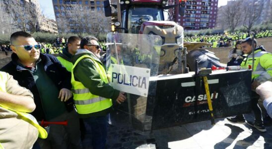 Les tracteurs les signatures du Real Saragosse ou le conflit