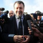 Matteo Salvini acquitte du fait davoir bloque larrivee de 147