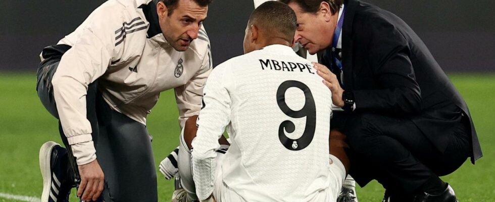 Mbappe souffre dune blessure a la cuisse gauche et tout