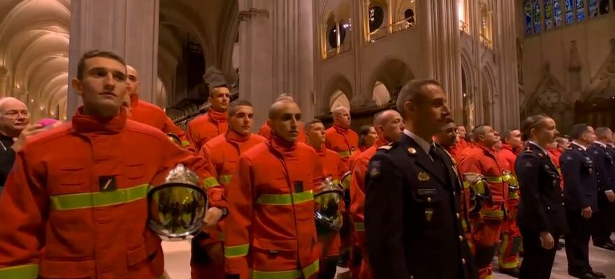 REOUVERTURE DE NOTRE DAME Lovation emue aux pompiers et ouvriers