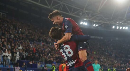 Resume buts et temps forts de Levante 3 1 Burgos CF