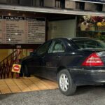 Un chauffeur a Saragosse est confondu avec lentree du supermarche