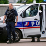 Un homme tue 5 personnes a cote dun camp de