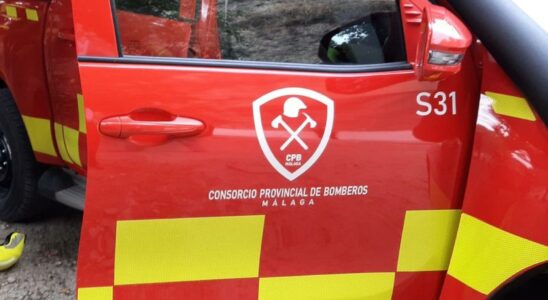 Un incendie a lentrepot municipal de Torrox Malaga affecte sept