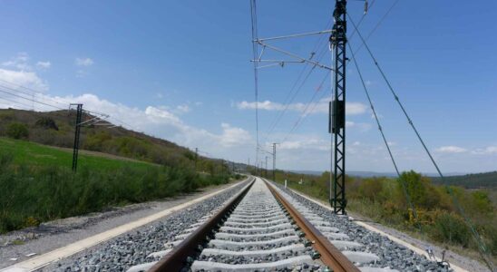 Un train de voyageurs deraille a Foz Lugo apres avoir