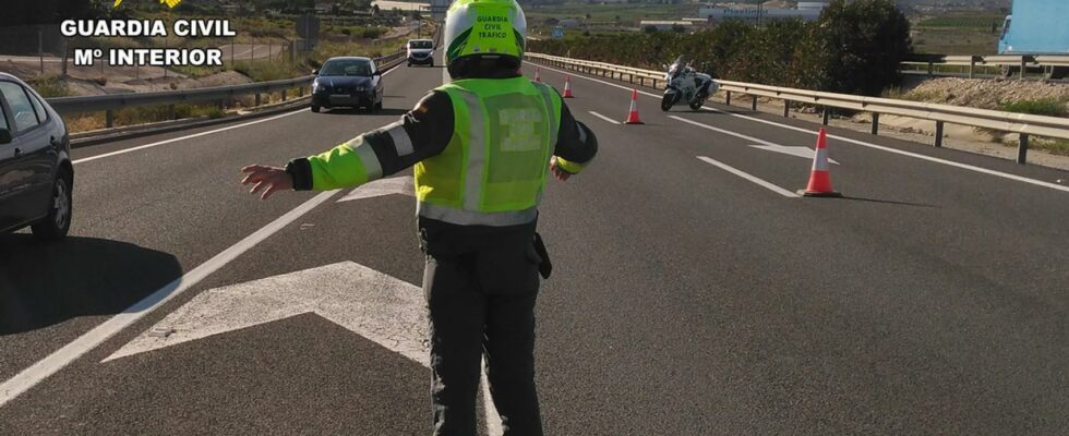 Une personne decede apres avoir ete ecrasee alors quelle marchait