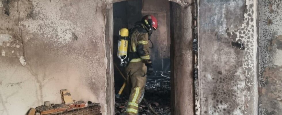 Une personne decede dans lincendie qui sest declare dans une