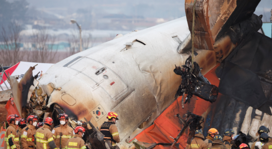 a glisse sur la piste sans train ni volets deployes