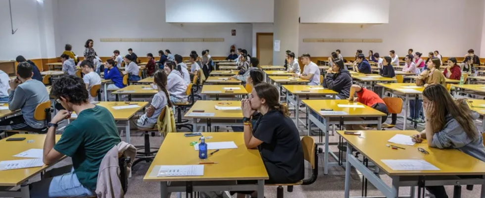 etudiants universitaires en dessous de la moyenne europeenne