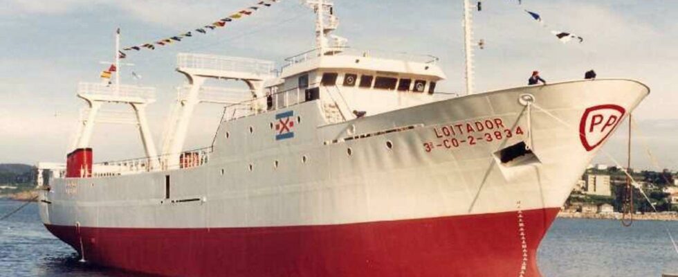 Arretez le capitaine dun poisson de peche de Galice pour