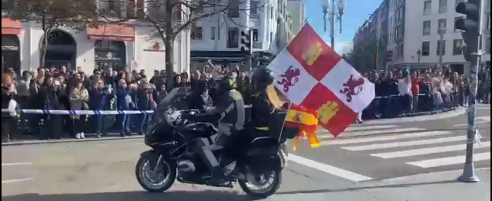 Des milliers de motos font vibrer Valladolid lors dun defile